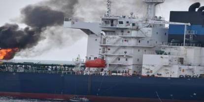 Yemen açıklarında bir tankerde patlama