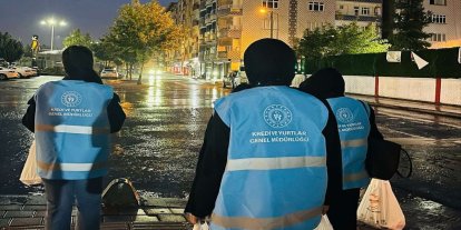Siirt’te gençler artan yemekleri paylaşma geleneğine dönüştürdü