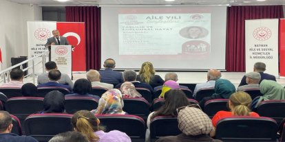 Batman'da "yaşlılık ve toplumsal hayat" söyleşisi gerçekleştirildi
