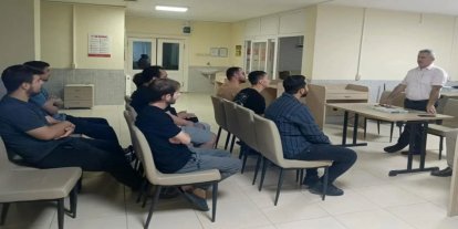 Tarsus Müftüsü Akçay'dan gençlere ve hafızlık kursuna ziyaret