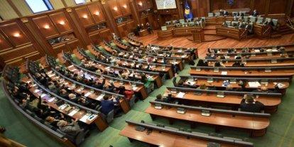 Kosova'da yeni hükümet güvenoyu alamadı