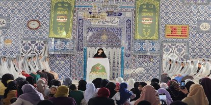 "Niyet ettim tesettüre Emrin başım üstüne" programı ile onlarca genç kız tesettürle tanıştı