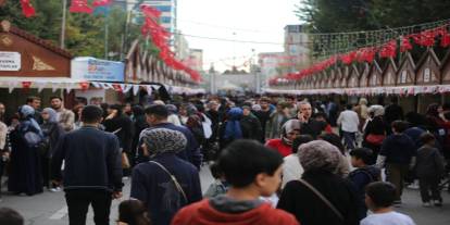 Batman'da kitap fuarı rekor katılımla tamamlandı