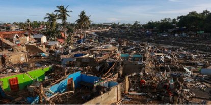 Kalmaegi Tayfunu, Vietnam'a ulaşarak büyük hasara yol açtı