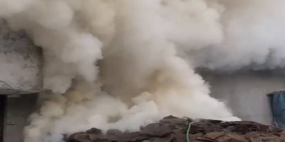 Batman'da saman deposunda çıkan yangın söndürüldü