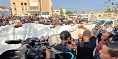 Refah’ta tünelde şehit düşen 6 Kassam mücahidi için cenaze töreni