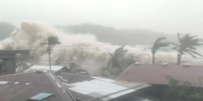 Filipinler'i vuran  Süper Tayfun Fung-wong nedeniyle can kaybı 4'e yükseldi