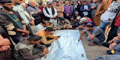 Han Yunus'ta işgal saldırısında şehit olan 2 kişi toprağa verildi