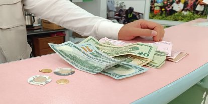 Harçlıklarını Gazze ve Sudan için bağışladı