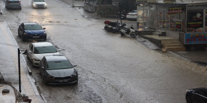 Mardin’de sağanak yağmur etkili oldu