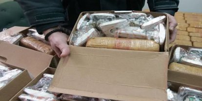 Azerbaycan'da 456,8 kilogram eroin ele geçirildi