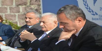 Binali Yıldırım’dan TÜBAF’a ziyaret: ‘İmralı’ya gidilmesinde hiçbir mahsur yok’