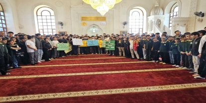 İmam Hatip öğrencilerinden "Vakti Kuşanmak" temalı namaz farkındalığı etkinliği