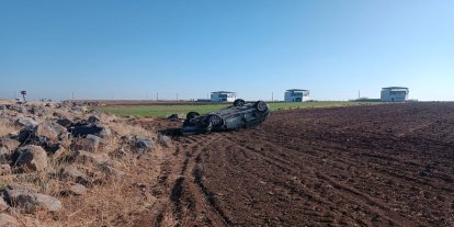 Diyarbakır'da karşı şeride geçen otomobil kazaya yol açtı: 3 yaralı