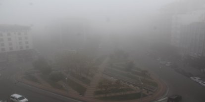 Sürüş eğitmenleri: Sisli havalarda acele etmeyin, mesafenizi koruyun