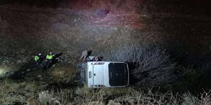 Maden işçilerini taşıyan servis uçuruma yuvarlandı: 2'si ağır 15 yaralı