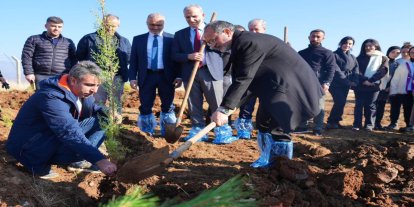 Bingöl’de “Yeni Nesil Akıllı Meyvecilik” dönemi başladı