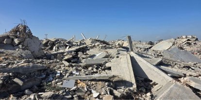 UNRWA: İşgalcilerin elinde Gazze'ye 3 aylık gıda yardımı yapabilecek 6 bin tır bulunuyor