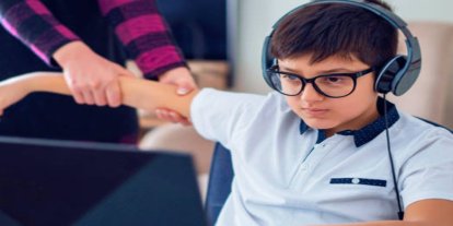 Doç. Dr. Kozan: Çocuklarda aşırı ekran kullanımı gelişimi tehdit ediyor