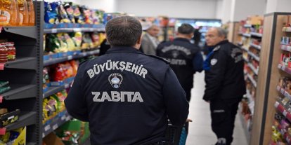 Mersin'de marketlerde fiyat ve ürün denetimleri sürüyor