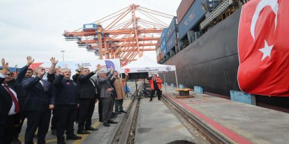 Mersin'den Sudan'a 30 bin çadır gönderiliyor