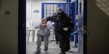 Gazze'den 32 tutsak cezaları bitmesine rağmen esir tutuluyor