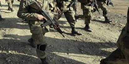 Pakistan'da askerlere saldırı: 6 ölü, 6 yaralı