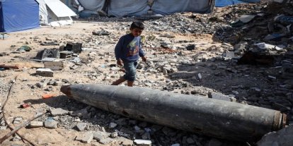 Gazze'de çocuklar ölümcül tehlikenin ortasında: Savaş kalıntıları her yerde