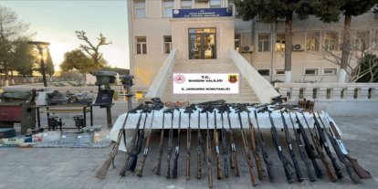 Mardin’de silah kaçakçılığı operasyonunda çok sayıda silah ele geçirildi