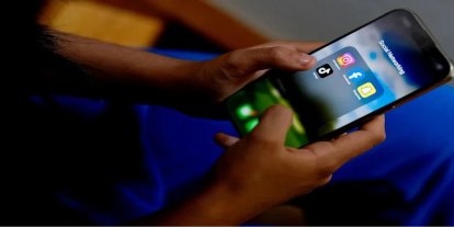 Pakistan, sosyal medya platformlarını yerel ofisler kurmaya ve uyumluluğu artırmaya çağırdı