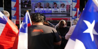 Şili&#039;de halk devlet başkanlığı seçimleri için sandık başında