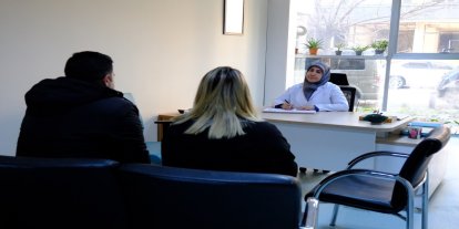 Aile terapisiyle dağılmak üzere olan aileler yeniden kuruluyor!