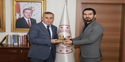 HÜDA PAR Bursa İl Başkanlığı'ndan yeni atanan İl Millî Eğitim Müdürüne ziyaret