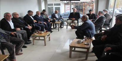 HÜDA PAR heyeti Palu'da esnaf ve vatandaşlarla buluştu