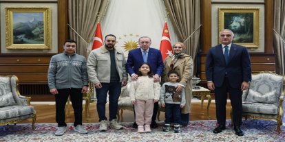 Cumhurbaşkanı Erdoğan, Filistinli şehit Hind Rajab’ın ailesiyle buluştu