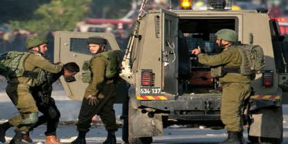 İşgalciler Batı Şeria'da 11 Filistinliyi alıkoydu