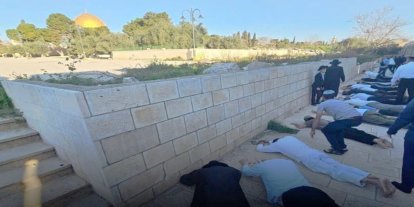 Siyonist işgalciler Mescid-i Aksa'da baskıyı artırıyor