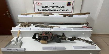 Gaziantep’te izinsiz kazı yapan 4 kişi suçüstü yakalandı