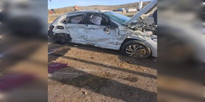 Mardin’de tır ile otomobil çarpıştı: Otomobil sürücüsü ağır yaralandı