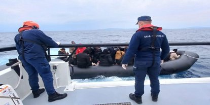 İzmir'de 99 düzensiz göçmen yakalandı