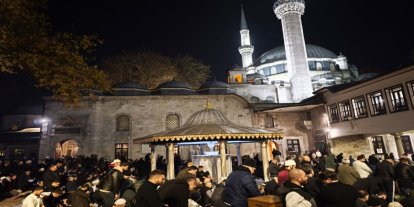 Üç aylar Eyüpsultan Camii'nde dualarla karşılandı