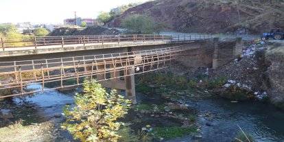 HÜDA PAR’dan Sinek Çayı için arıtma tesisi çağrısı