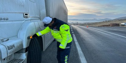 Ardahan’da kış lastiği uyarısı