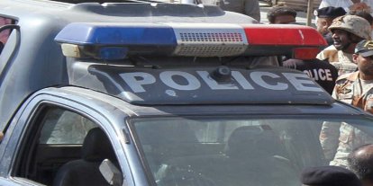 Pakistan'da polis ekiplerine pusu: 5 ölü