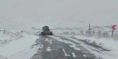 Battalgazi Belediyesi'nden kar ile mücadele çalışması