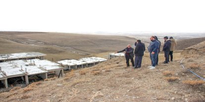 Taşlıçay'da TOKİ sakinleri: "Dere yatağına konut istemiyoruz"