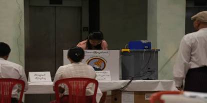 Myanmar’da darbe sonrası ilk genel seçim: 65 bölgede oy işlemi iptal