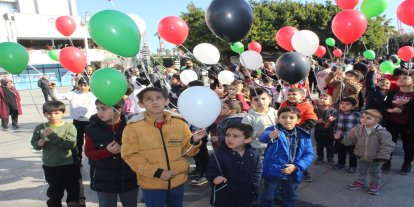 Gazzeli Rim için balonlar gökyüzüne bırakıldı