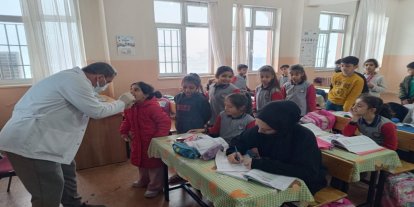 Miniklere ağız ve diş sağlığı eğitimi