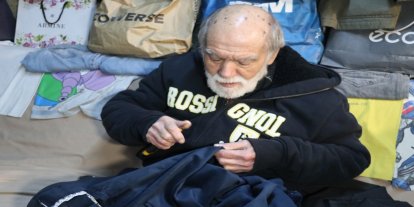 67 yıldır aynı yerde terzilik yapıyor